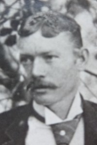 Bruno Hinze aka Wilfred Bentley